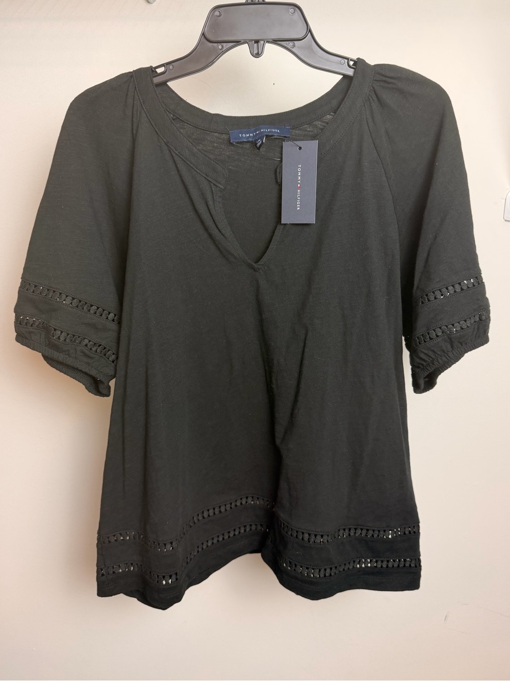 NWT! Tommy Hilfiger Black Crochet Trim Blouse Women’s L
